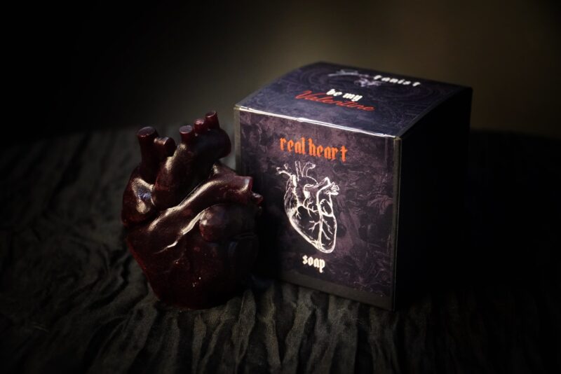 Mydło real dark heart - obrazek 3